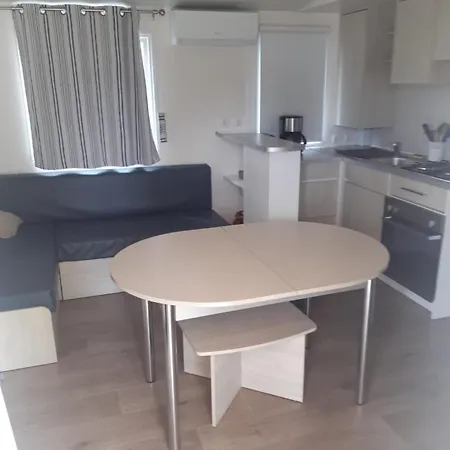 キャンプ場 Mobil Le Loirard